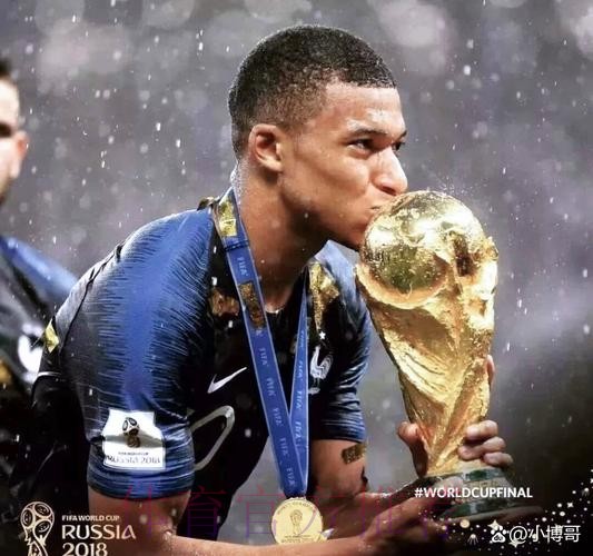 姆巴佩用忠诚奖换取在巴黎出场 很可能明年去皇马